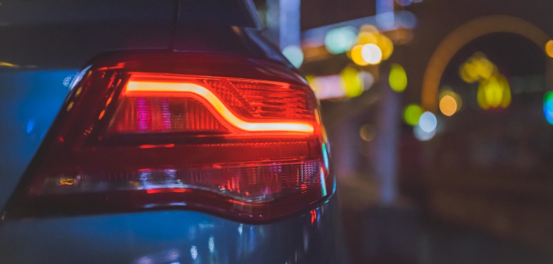 Światła samochodowe – jak używać?